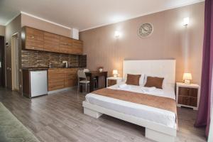 Sea Towers Lux 17-05