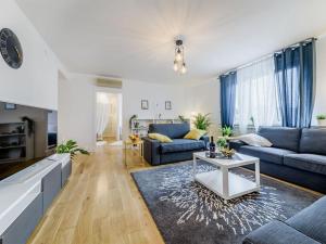 Superior Central Stay