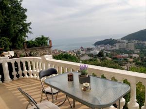 Lovely View Apartments