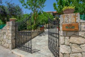 Casa Tsounis by "elite"