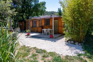 Maisons de vacances Le Chalet de l'Uzege - Piscine, detente et ballades : photos des chambres