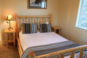 Sunset Two-Bedroom House room in Zion Ponderosa Ranch Resort