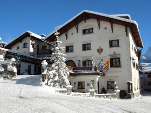 4 hvězdičkový hotel Schlosshotel Chastè Tarasp Švýcarsko