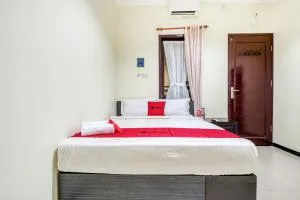 RedDoorz Syariah @ Ketintang Surabaya - Kedurus
