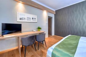 Deluxe Double Room with Balcony room in Hotel Kochau