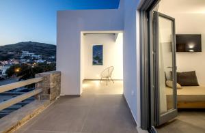 Oro Suites Syros Greece