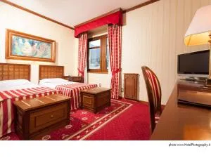 فندق غراند ترينتو - Bedollo