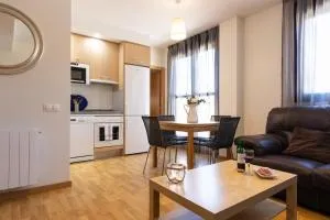 Apartamentos Turísticos Real Valle Ezcaray - Zorraquín