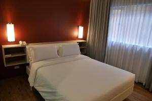 Circle Inn Hotel and Suites Bacolod