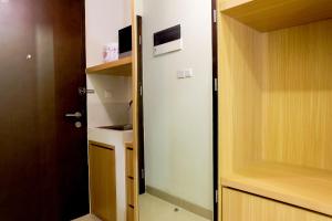 Comfy Studio Mustika Golf Apartment By Travelio