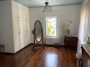 Palio Limani (Old Harbour)