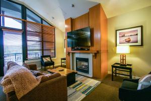 Two-Bedroom Apartment room in Village Monache #629 Condo