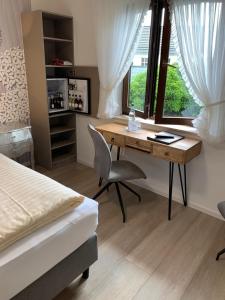 Standard Double Room - Main Building room in Hotel-Restaurant Sebastianushof