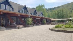 Campings Camping Domaine du Lac Chambon : photos des chambres
