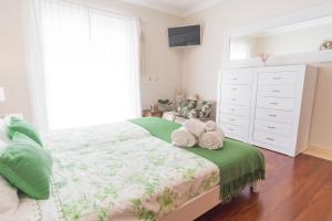 Villa Ria Rose, Alto da Ria 23 - jacuzzi and beach