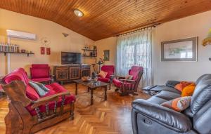 Apartment Lorencin Milka