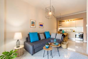 Nautilus charm city center apt with veranda