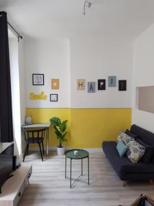 Appartements Happy T1 tout equipe - confort - Vieux Port : photos des chambres