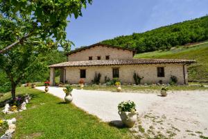 Pension AGRITURISMO LA VALLE DEI BRONZETTI Cascia Italien