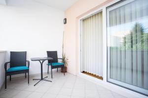 Apartments Baksi