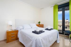 Amalia by Aguilarent