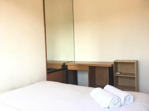 Cozy 2BR Apartment At Majesty Near Maranatha University By Travelio