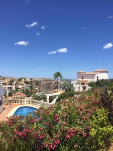 Traumvilla auf dem Cumbre del sol - 4hvězdičkové hotely ve městě Benitachell