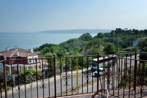 Ellinis Hotel