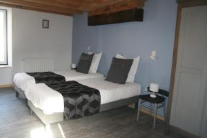 B&B / Chambres d'hotes LES GALAINES : photos des chambres