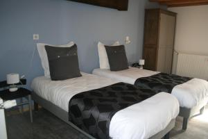 B&B / Chambres d'hotes LES GALAINES : photos des chambres