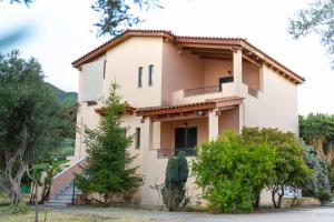 Talu Peloponnese Luxury Residence Psathopirgos Kreeka