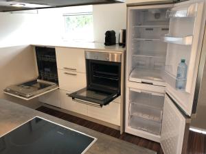 25h GARDEN Apartment PLUS private Beach