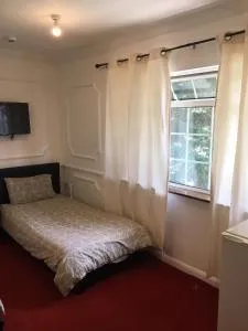 Hatfield SAVE-MONEY Rooms - 10over10 for PRICE! - 伦敦科尔尼