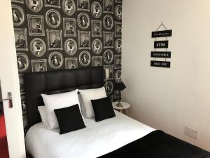 Hotels Hotel Reine Mathilde : photos des chambres
