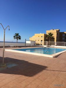 El Ancla - El Mar y La Playa