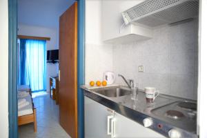 Theocharis Bros - Studios Apartments Lefkada Greece