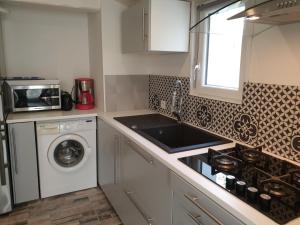 Pousse le portail et pose toi sur la plage