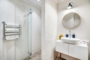 HaPPy Inn Presidential, Self check-in, Parking in the underground garage