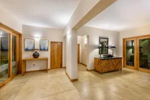 Aryana Boutique Hotel - Ponnarankulama