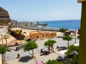 PLAYA PUERTO TAZACORTE Modern Beach Apartment