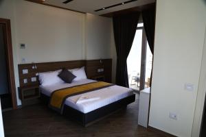 Vila One Beach Hotel