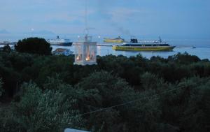 KILLINI COTTAGE STUDIO the small cyclades Ilia Greece