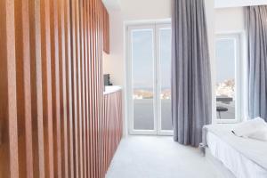 Deluxe Suite with Sea View
