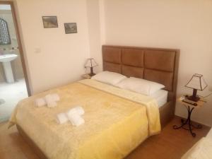 Nako Guest House bar&restaurants