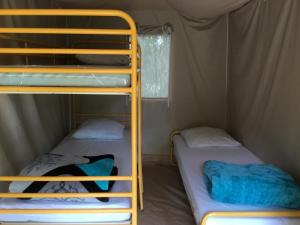 Campings Camping Le Canoe : photos des chambres