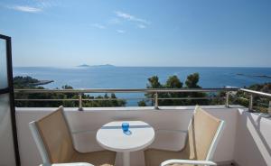 Rent Rooms Pantheon Alonissos Greece