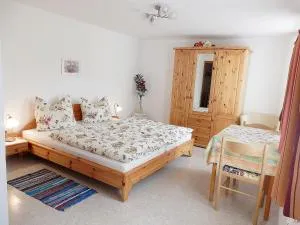 Ferienwohnungen Strohmayerhof - Altpölla