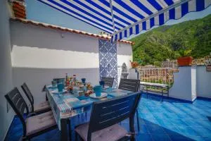 Levante - lovely flat with terrace & sea view - مايوري