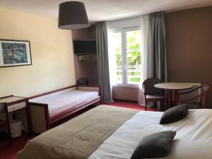 Hotels Hotel et Studios d'Orfeuil : photos des chambres