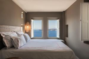 Arota Exclusive Villas Santorini Greece